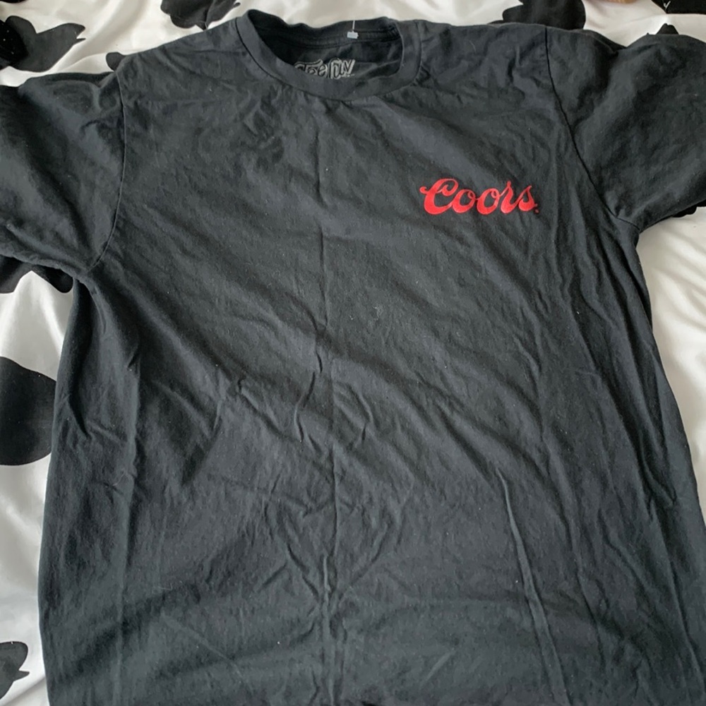 Tee